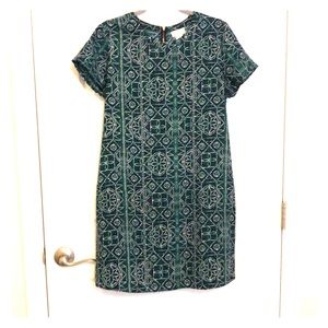 Navy/green patterned shift dress